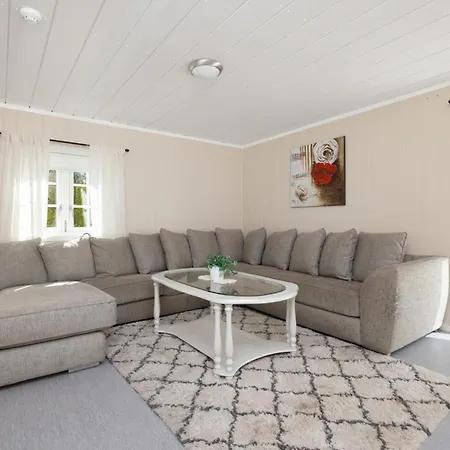 Guest house Bjorkhaug - 60 Min Osl - Natur - Innsjo 4*